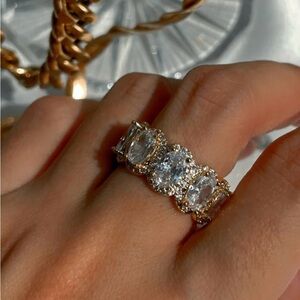 HEYMAEVE - Heiress Ring - Size 8 (M-L)